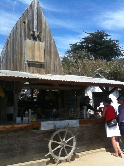 Hog Island Oyster Co., where we had an amazing picnic lunch avec des huitres and a phenomenal view to boot. 